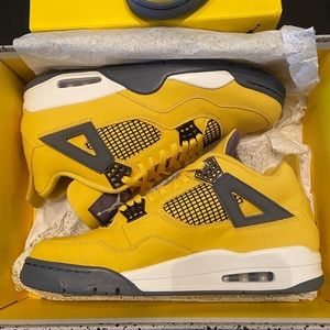 Lightning Jordan 4